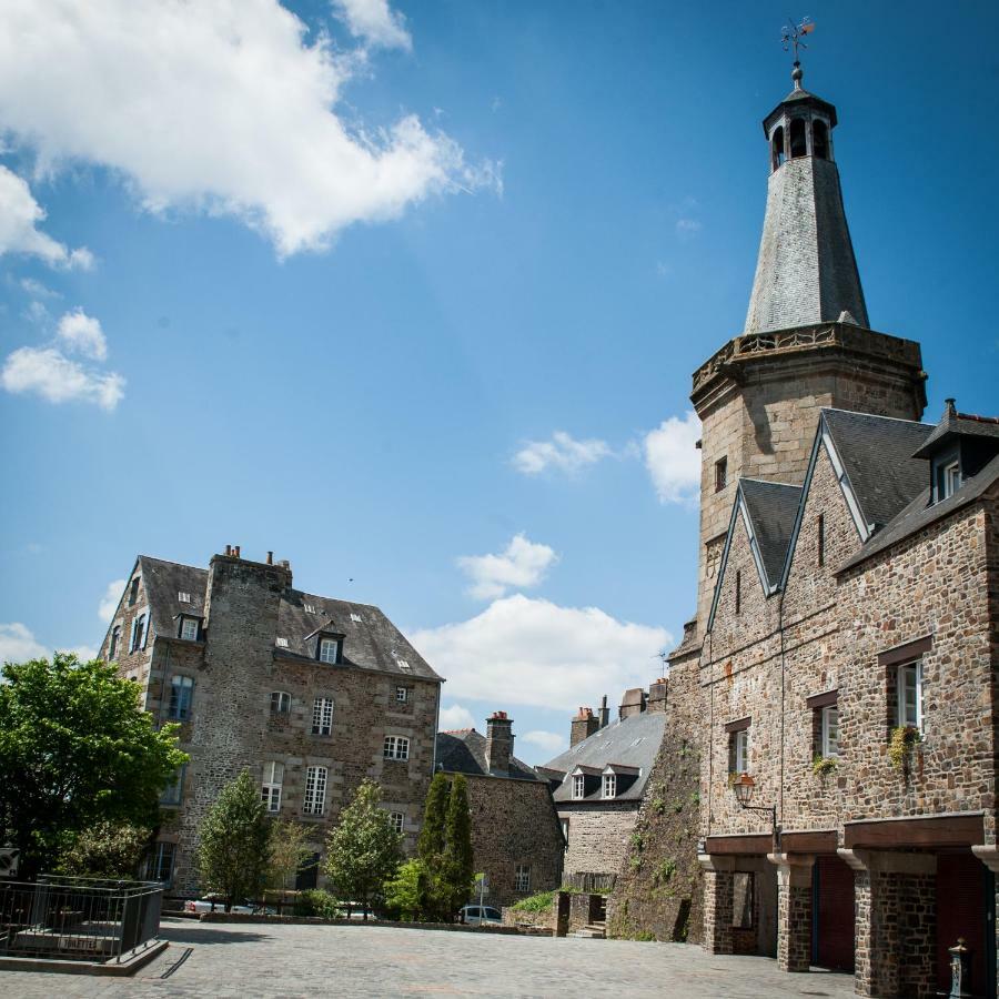 Hotel Particulier Le Mercier De Montigny -Une Nuit Sur Les Remparts- Fougères Zewnętrze zdjęcie