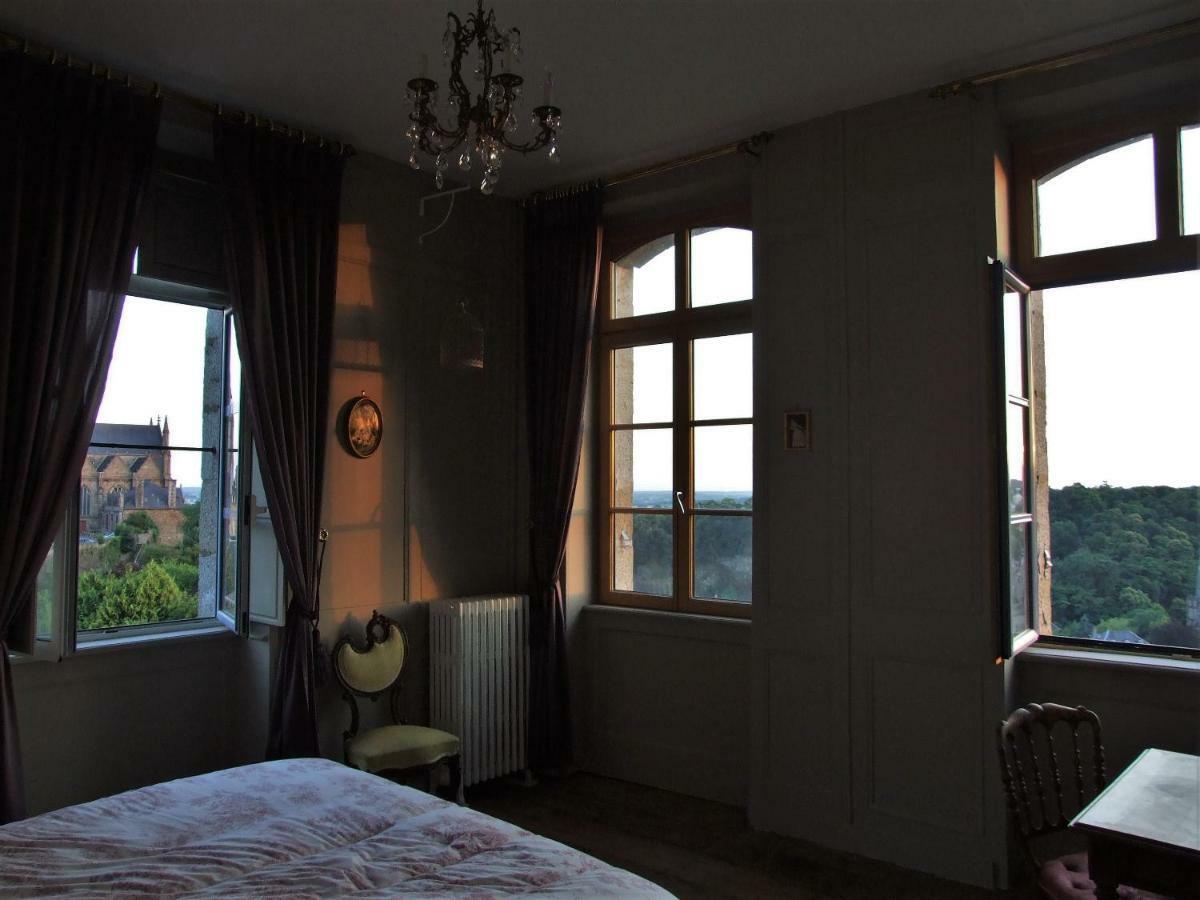 Hotel Particulier Le Mercier De Montigny -Une Nuit Sur Les Remparts- Fougères Zewnętrze zdjęcie