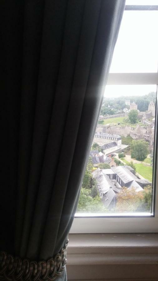 Hotel Particulier Le Mercier De Montigny -Une Nuit Sur Les Remparts- Fougères Zewnętrze zdjęcie